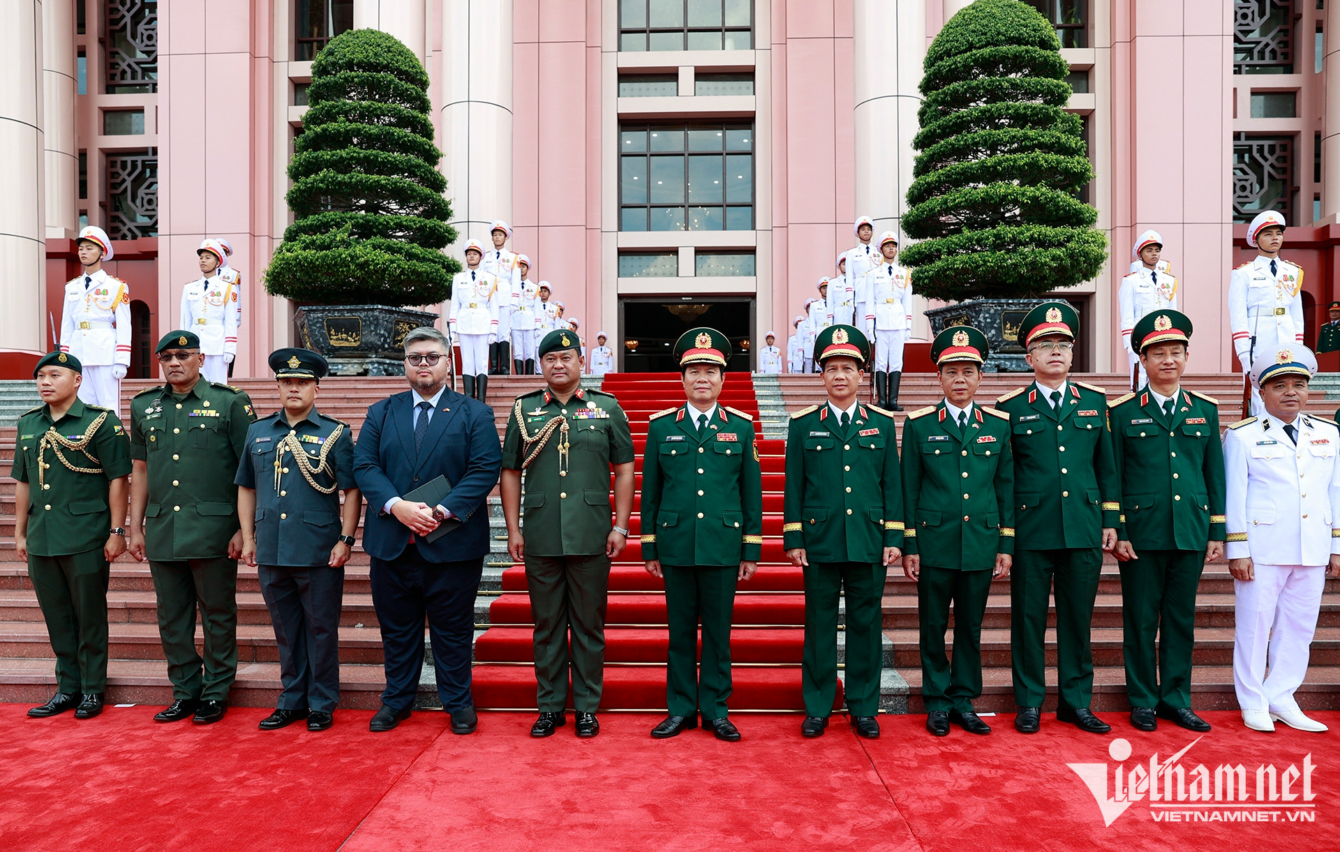 W-HAI_2404.jpg