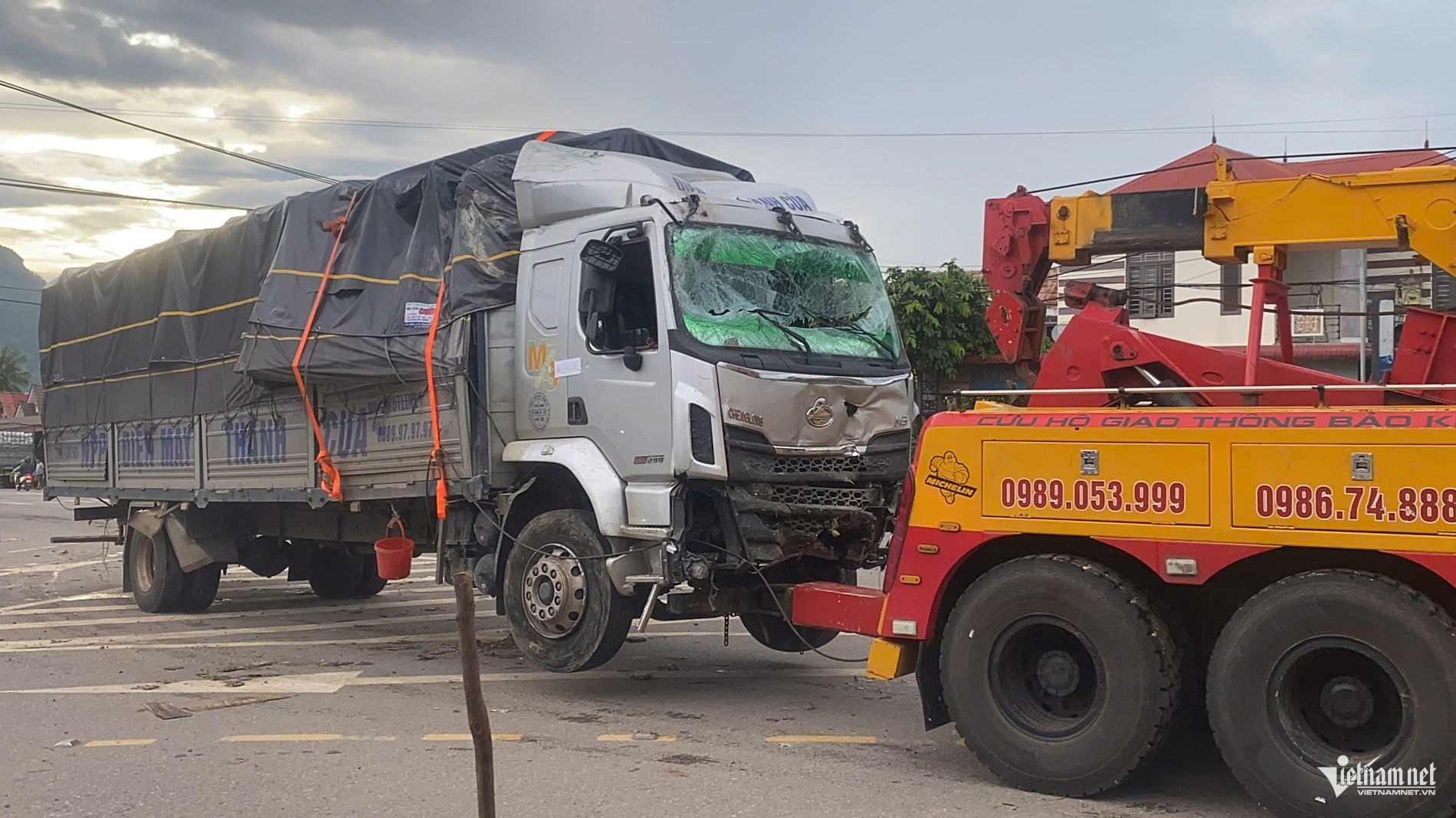 W-hiện trường.jpg