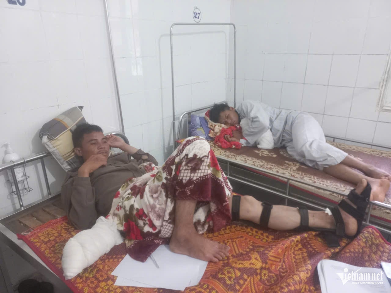 W-nhân chứng 3.jpg