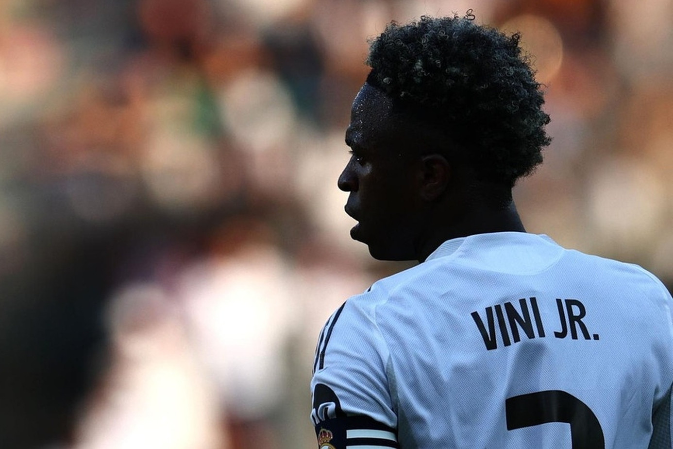 Tin tức về chuyển nhượng 18/9: MU mơ Vinicius, Man City lấy Mainoo