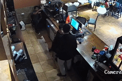 Bản tin trưa 18/9: Nam nhân viên quán cafe bị đánh vì nhắc khách không hút thuốc