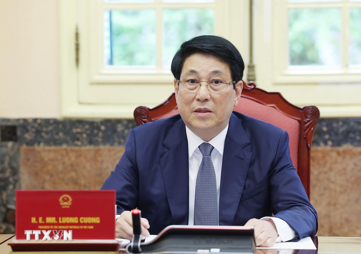 chu tich nuoc tiep dieu phoi vien thuong tru 1.jpg