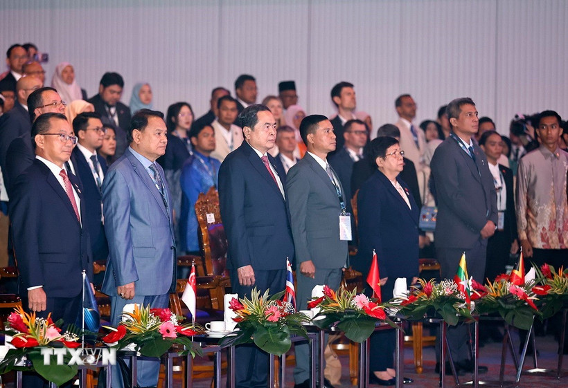 chu tich quoc hoi tran thanh man du le khai mac dai hoi dong aipa 1.jpg