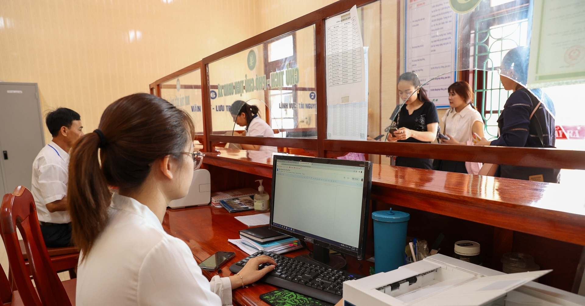 Dừng trợ cấp theo Nghị định 178, công chức nghỉ hưu trước tuổi hưởng chế độ gì?