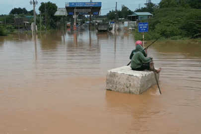 Hàng trăm hộ dân và dự án cao tốc bị ngập: Hé lộ điểm bất thường
