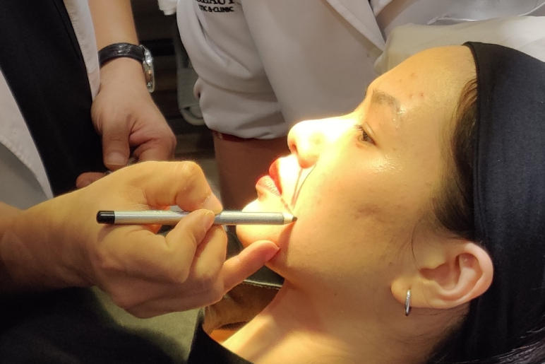 Ngành ra trường kiếm bội tiền, 'hot' một thời của Đại học Y Hà Nội giờ ra sao?