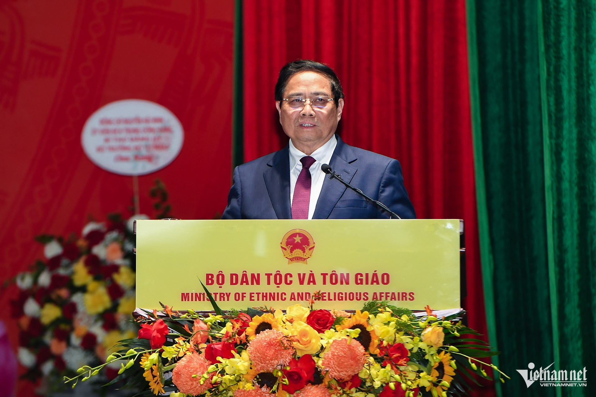 W-Thu tuong phat bieu.jpg