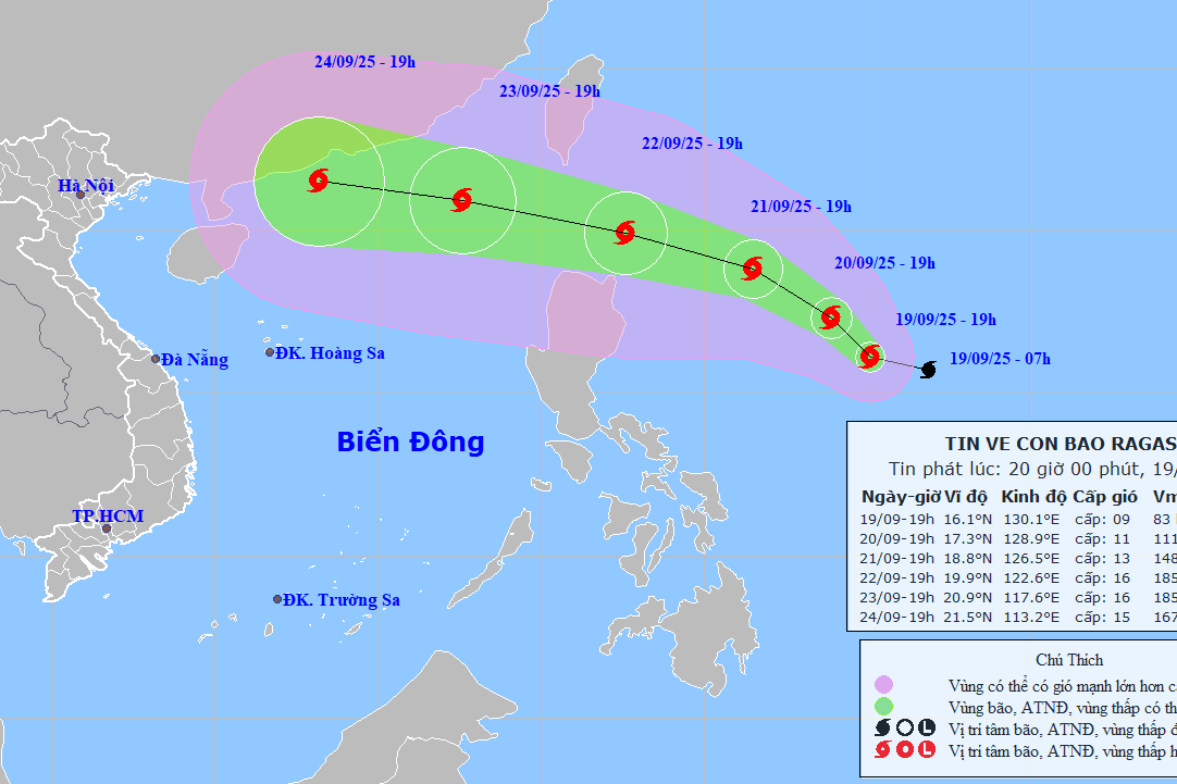 Bão Ragasa tăng cấp 'thần tốc', di chuyển nhanh trước khi vào Biển Đông