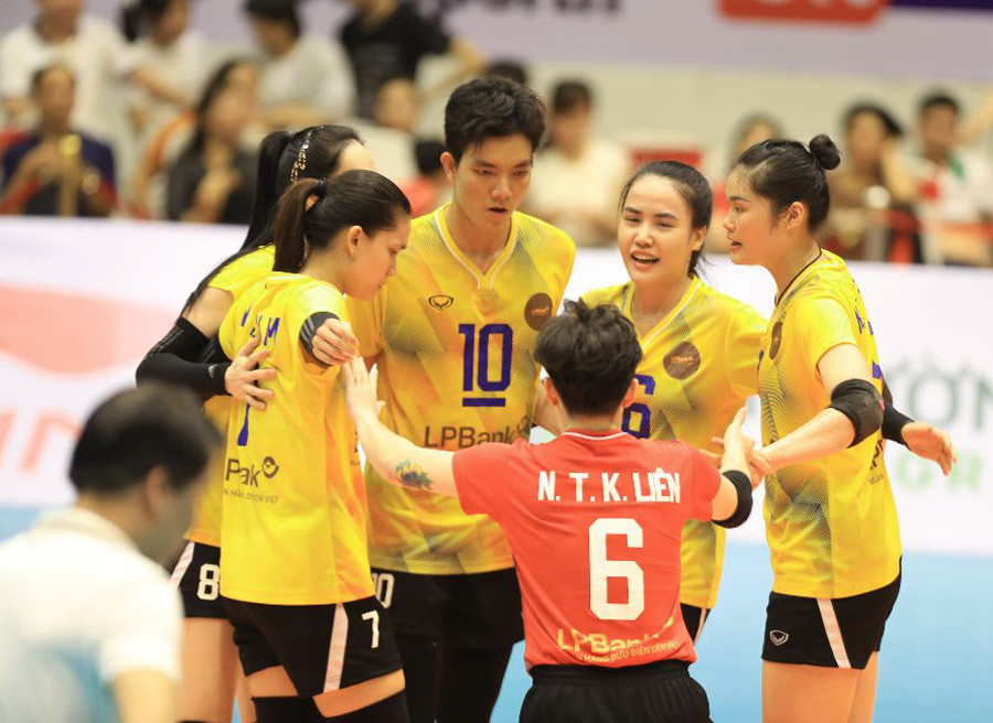 Thái Lan tiết lộ Bích Tuyền không dự SEA Games