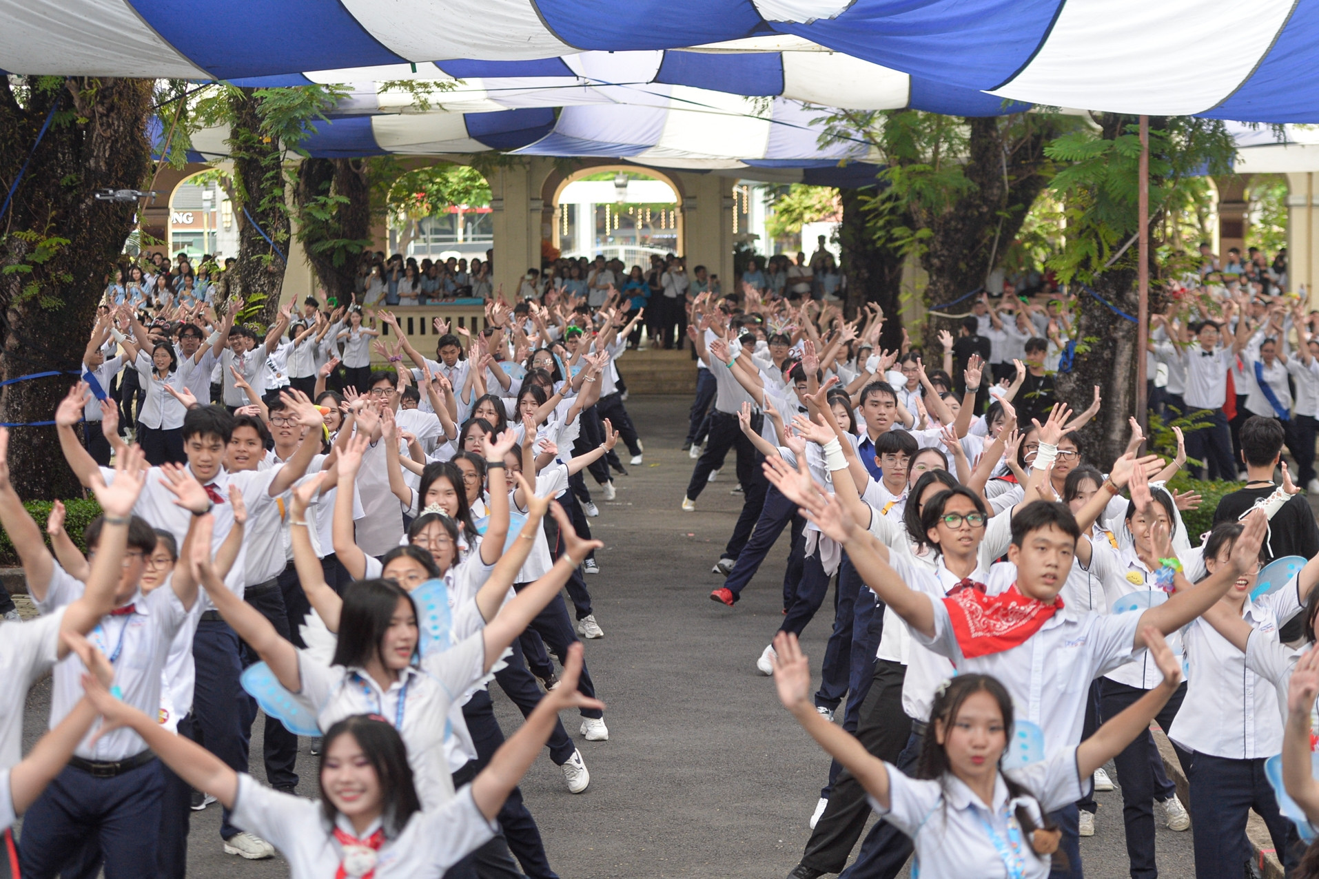 Bộ Nội vụ gợi mở các địa phương sắp xếp trường phổ thông công lập nếu cần thiết