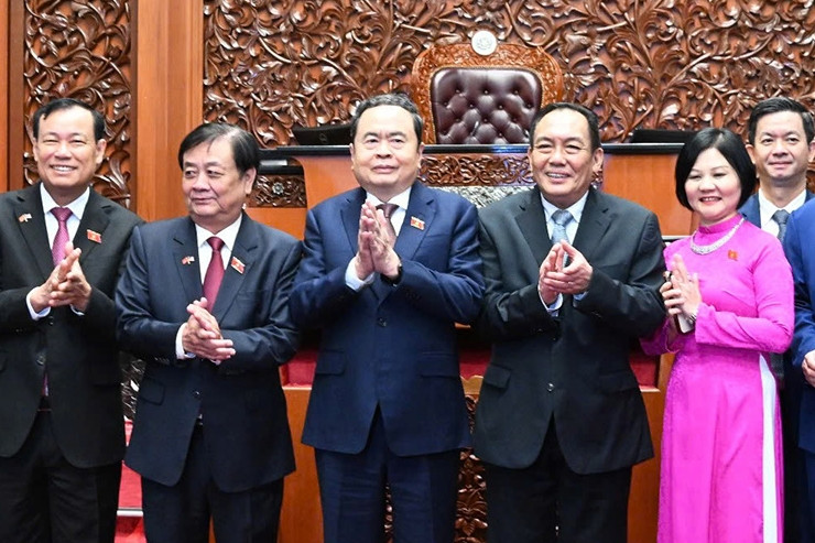 Chủ tịch Quốc hội gặp Chủ tịch Hạ viện, Chủ tịch Thượng viện Malaysia