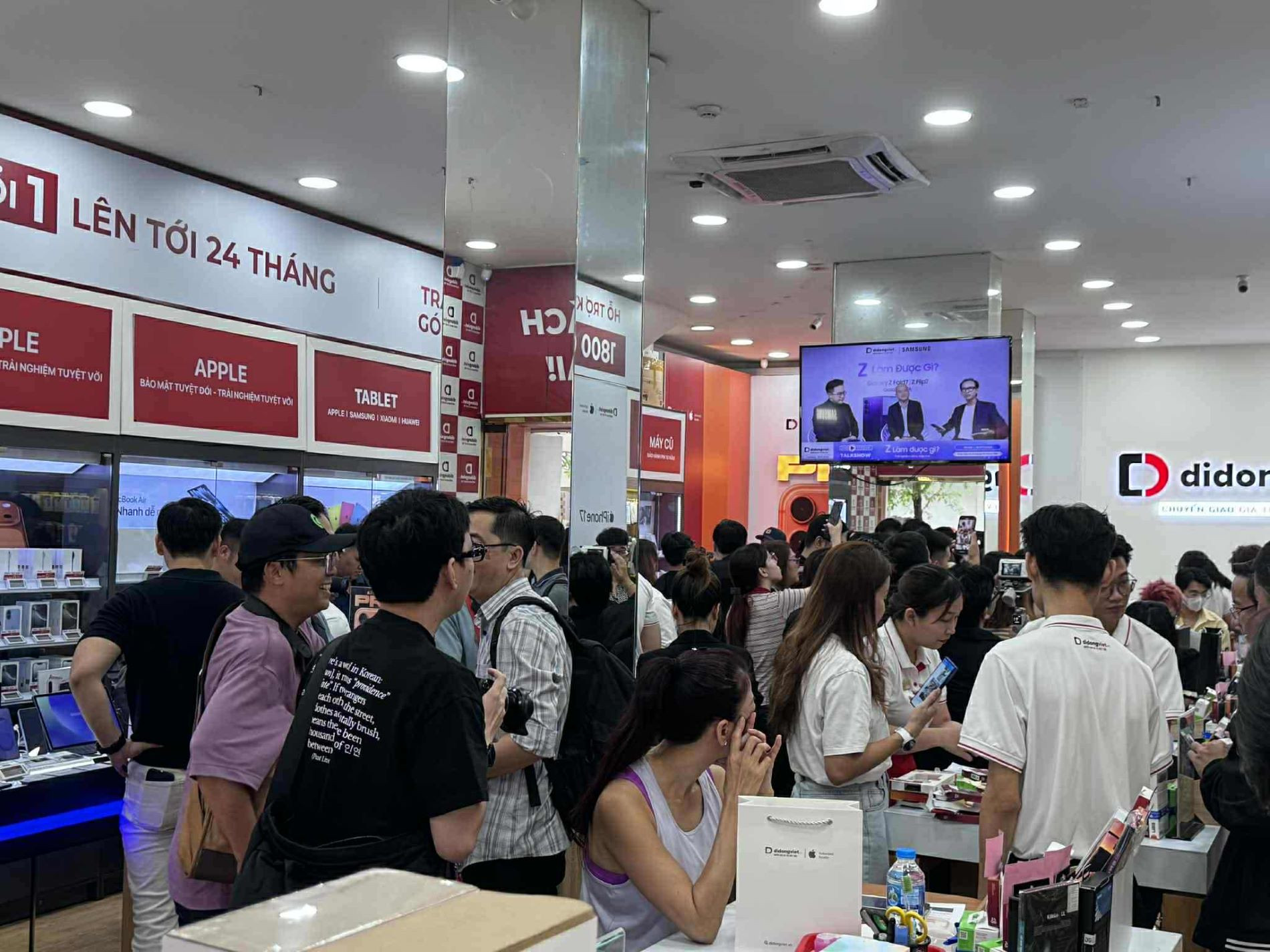 Di Động Vieetj1.jpg