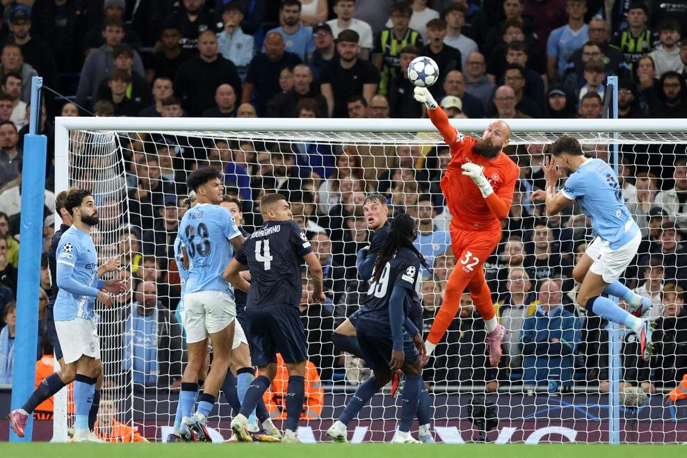 វិចារណកថា_uefa_com manchester_city_v_ssc_napoli_ _uefa_champions_league_2025_26_league_phase_md1.jpg