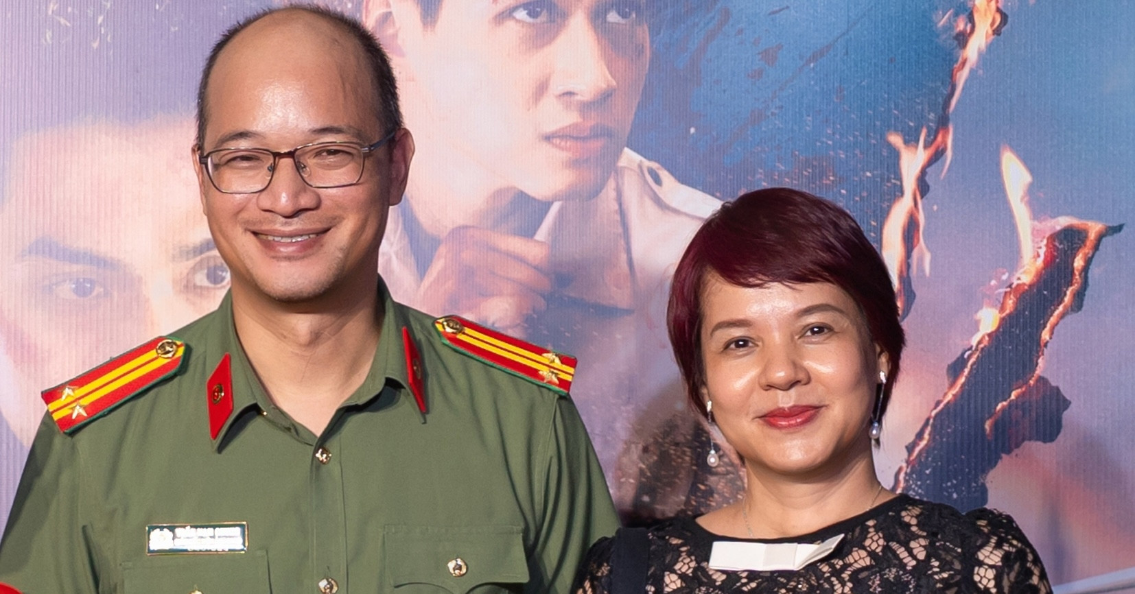 MC Diễm Quỳnh bấm gãy móng tay, Quang Thắng 'nghẹt thở' vì 'Tử chiến trên không'