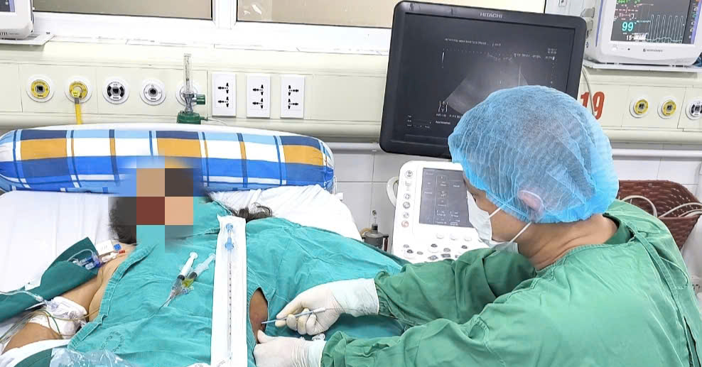 Người phụ nữ nguy kịch sau khi tiêm chữa đau cổ vai gáy