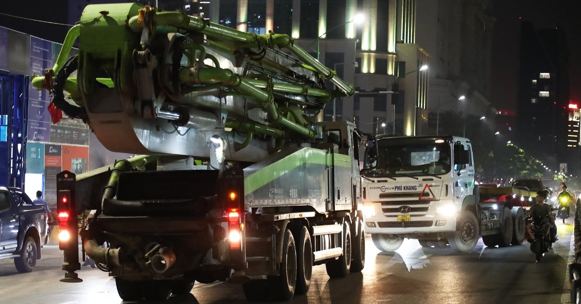 Ô tô đi ngược chiều trên đường Hà Nội, tài xế ngỡ ngàng nhận mức phạt 19 triệu