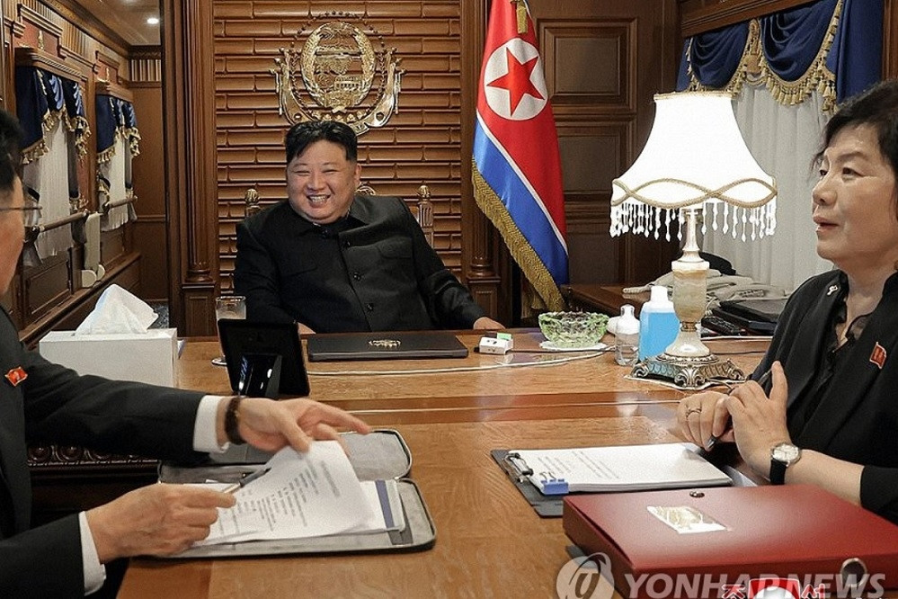 Chủ tịch Triều Tiên Kim Jong Un đến Trung Quốc bằng tàu hỏa bọc thép