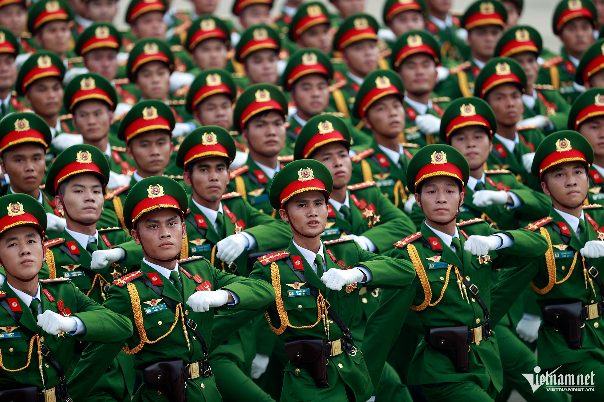 cong an 2.jpg