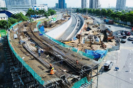 'Gác' lại sum vầy, thi công xuyên lễ tại nút giao phức tạp bậc nhất TPHCM