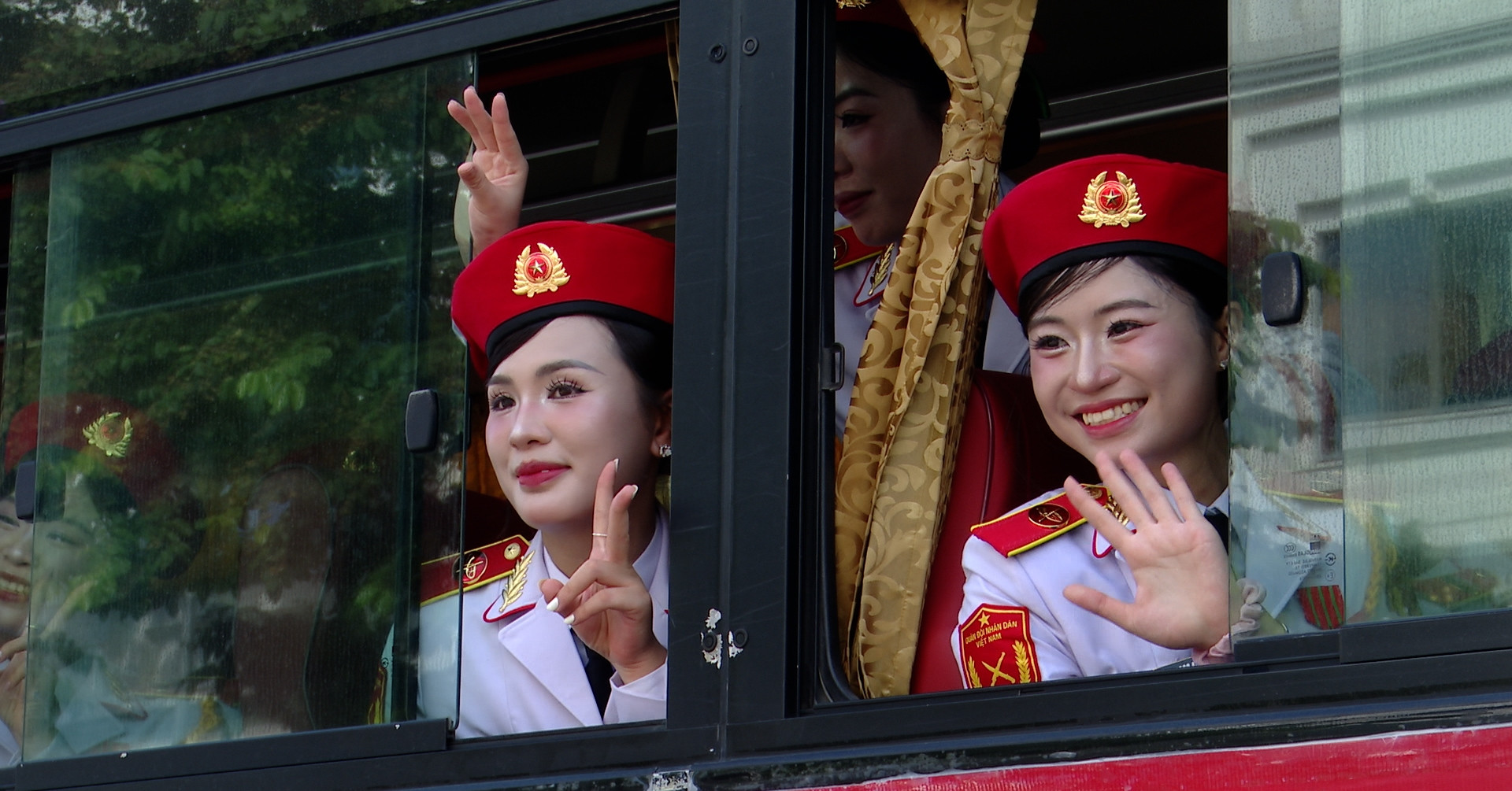 Khoảnh khắc triệu con tim chung nhịp đập &amp;apos;tôi yêu Việt Nam&amp;apos;