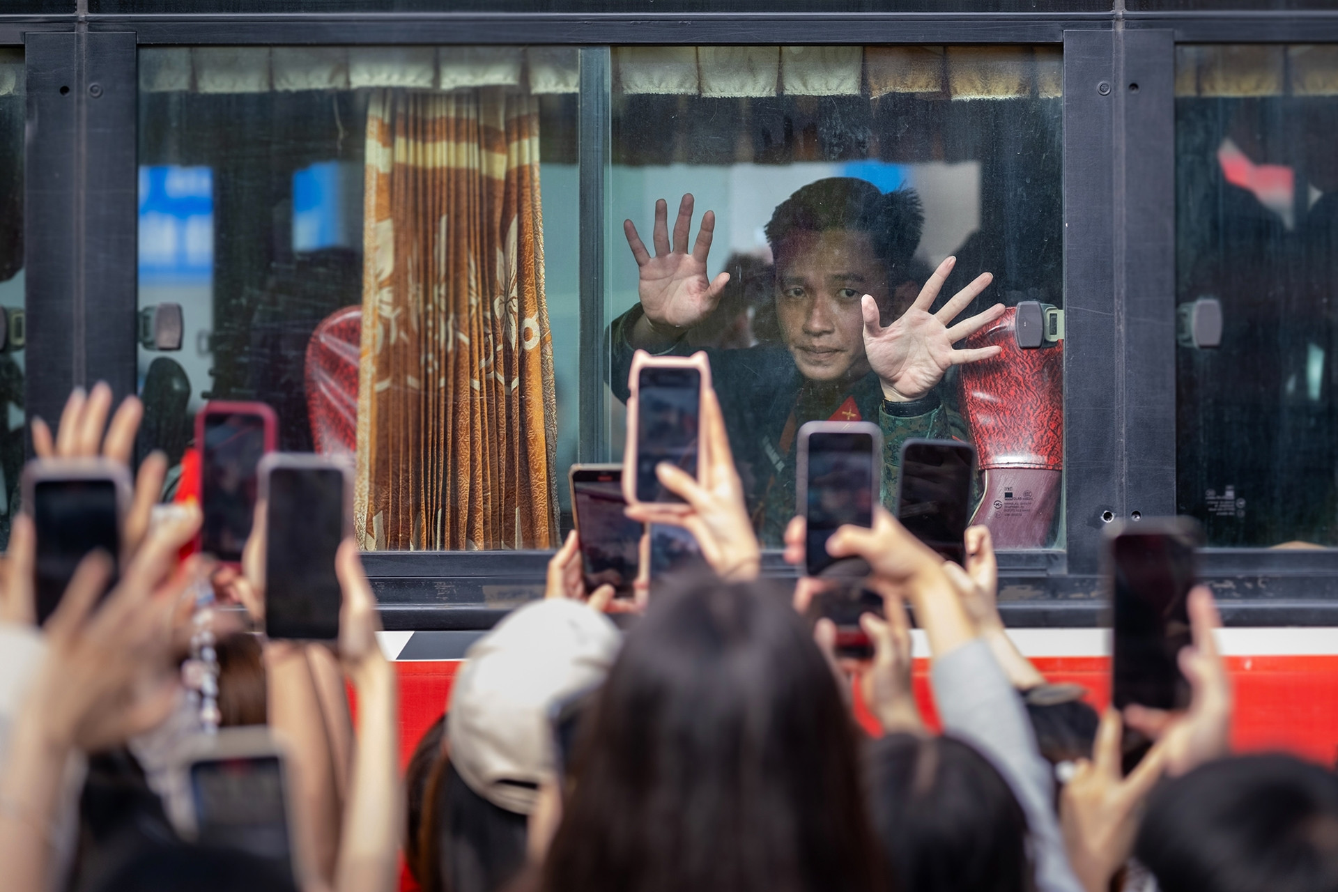 Món quà chiến sĩ gửi tặng trước phút chia tay