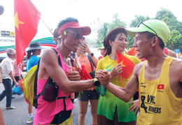 Nguyen van long.jpg