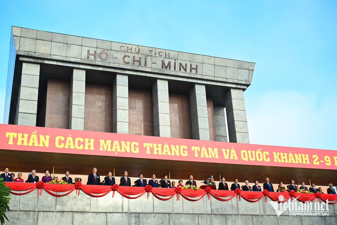 W-9ebe7d496e5ce502bc4d.jpg
