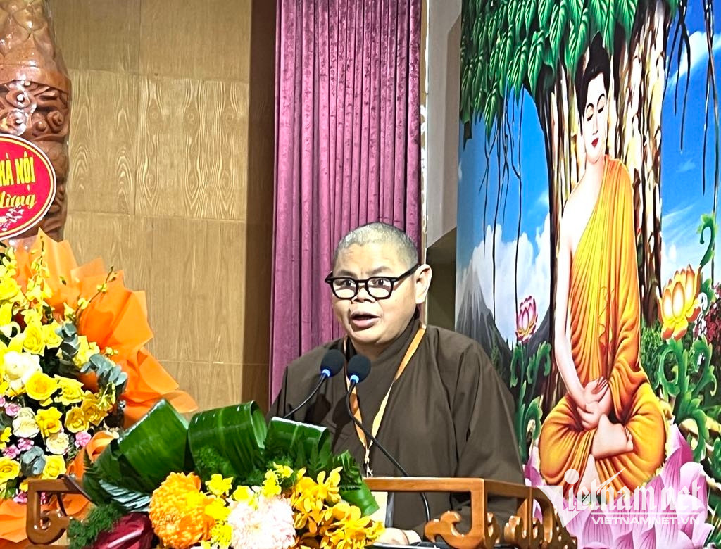 W-Thuong toa Thich Thanh Anh.jpg