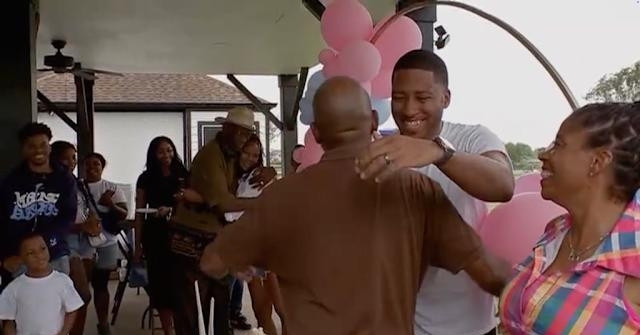 108 năm sinh toàn con trai, cả họ vỡ òa khi sắp đón bé gái