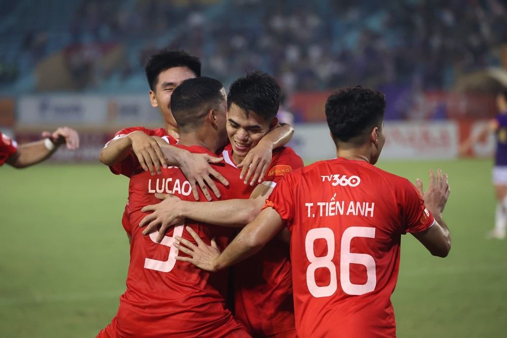 ha noi vs the cong viettel 1.jpg