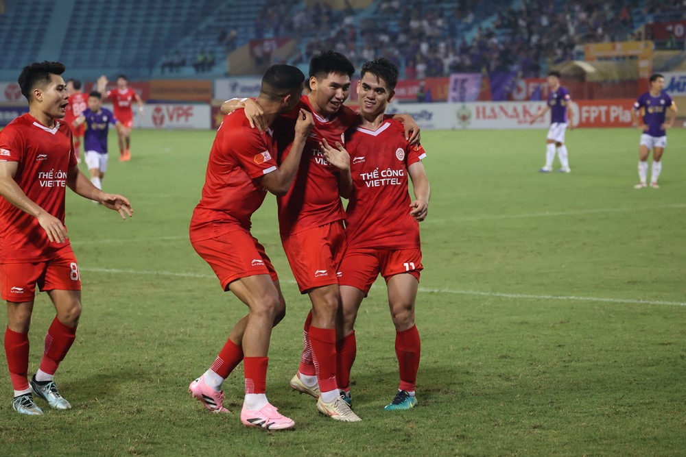 ha noi vs the cong viettel 3.jpg