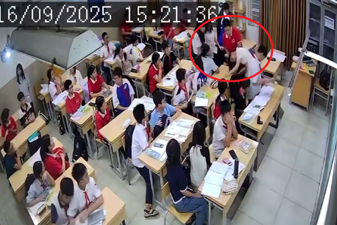 Vụ học sinh túm tóc, ấn đầu cô giáo: Sở GD-ĐT Hà Nội yêu cầu xử lý nghiêm