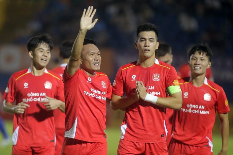 becamex tphcm vs ca tphcm 1526.jpg