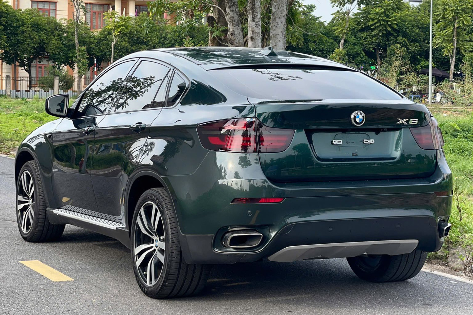 bmw x6 2.jpg