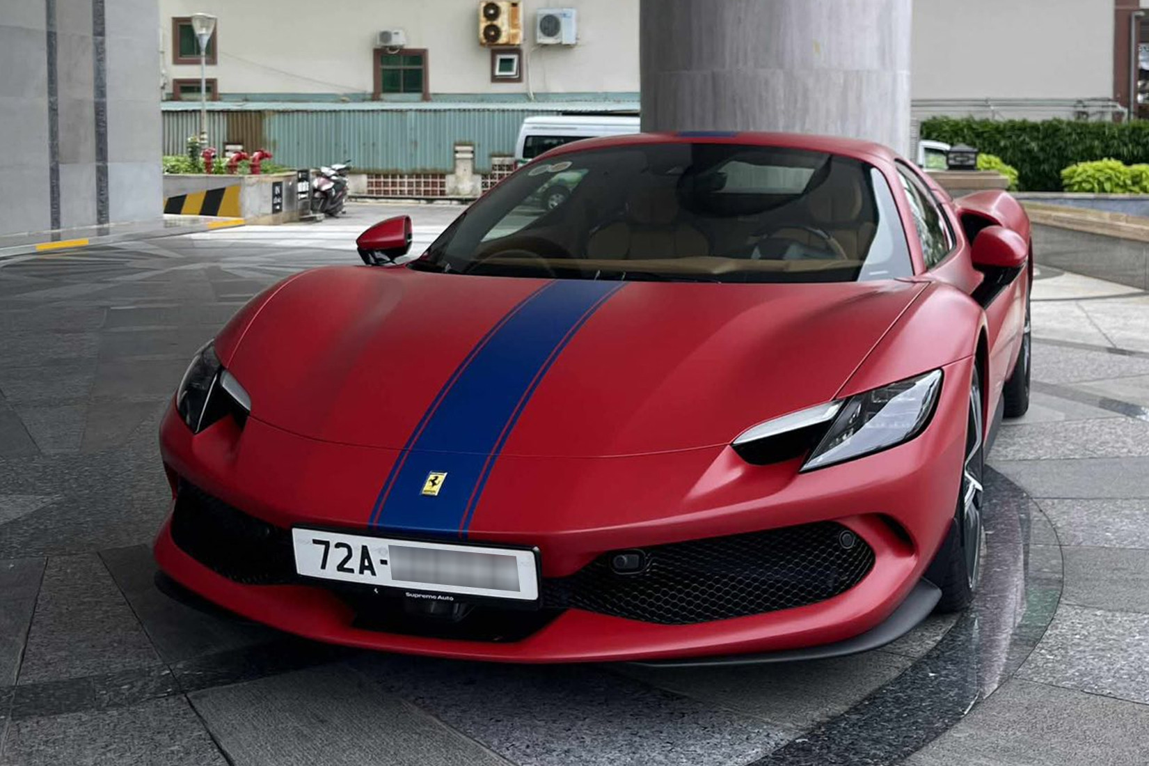 Đại gia Vũng Tàu chi hơn 1 triệu USD mua siêu xe Ferrari 296 độc nhất thế giới