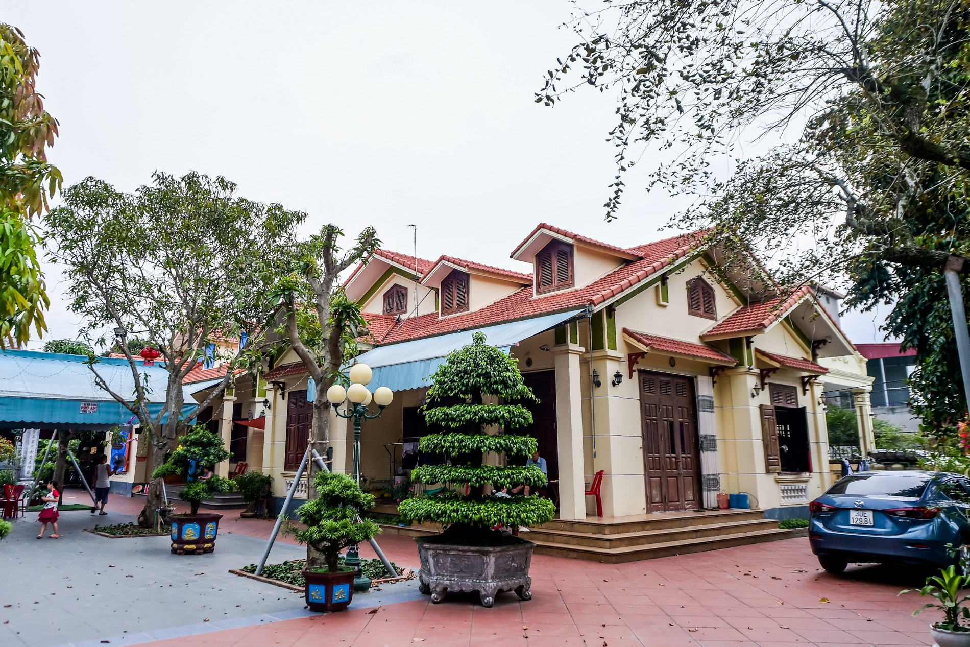 Lý do 4 anh em trai xây 4 ngôi nhà giống nhau trên cùng mảnh đất ở Ninh Bình