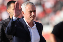 Mourinho khởi đầu như mơ cùng Benfica