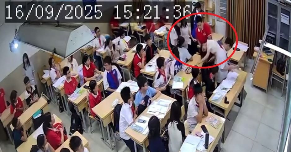 Vụ học sinh túm tóc, ấn đầu cô giáo ở Hà Nội: N...