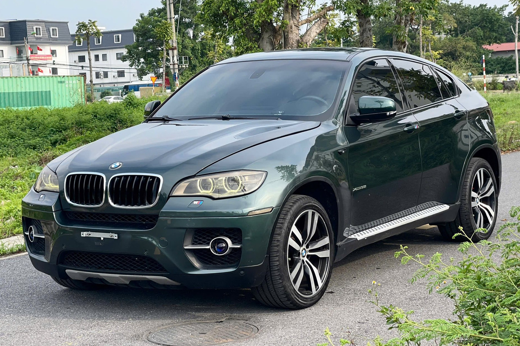 Xe sang một thời, nay rẻ hơn cả VinFast VF3: BMW X6 bán giá chỉ 280 triệu