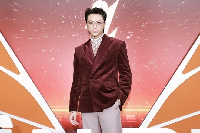 Áp lực nặng nề của ca sĩ Soobin Hoàng Sơn