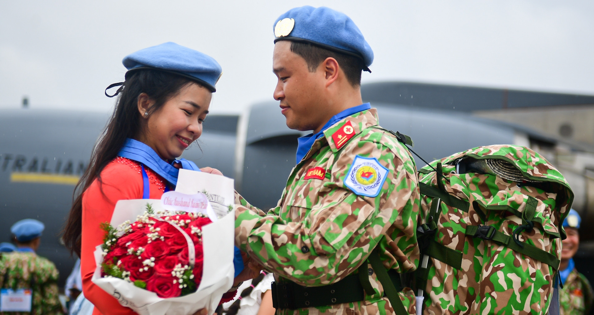 Giây phút xúc động của lực lượng 'mũ nồi xanh' trước giờ đi Nam Sudan, Abyei