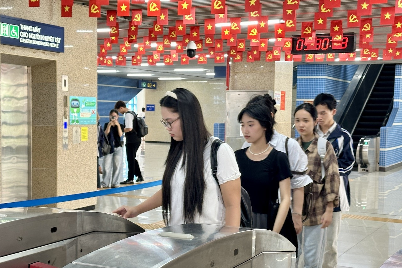 Hà Nội áp dụng sinh trắc học khi đi metro