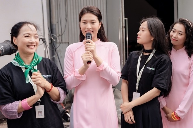 Hoa hậu Thiên Ân tiết lộ vai chính phim mới với NSND Lê Khanh, Thanh Sơn