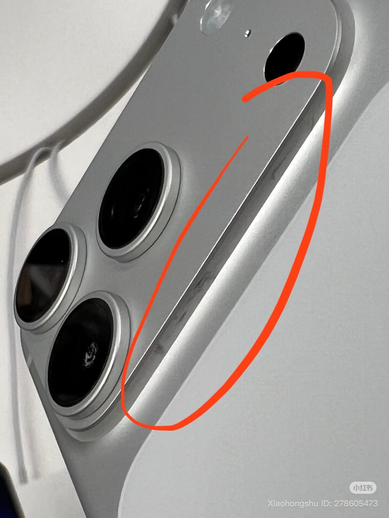 iphone-17-pro-tray-xuoc-3-1963.jpg?width=260&s=Q3sLeW0OkKVDUgqoNvPyhg