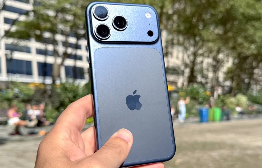 iPhone 17 Pro и iPhone воздух только на полках были легко поцарапаны