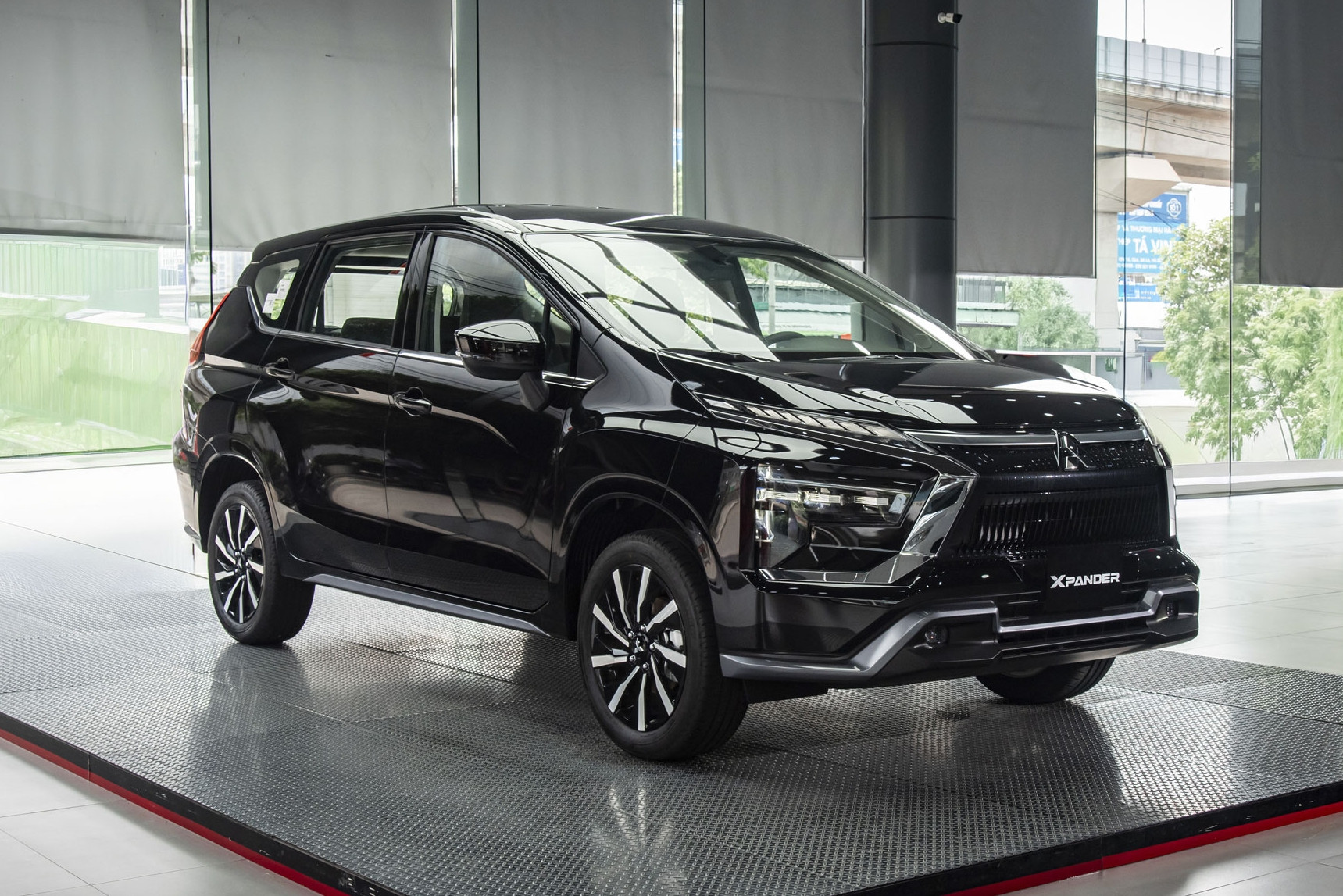 Mitsubishi Xpander 2025 ra mắt, thêm tiện nghi, vẫn thiếu một thứ quan trọng