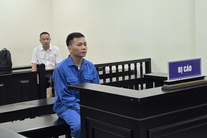 Nhóm người vừa nhập cảnh nước ngoài đã bị bắt ngồi tù 2 tháng