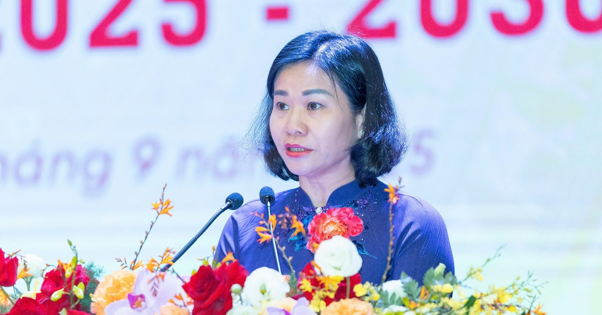 Tỉ lệ nữ ủy viên Bộ Chính trị đạt 6,25%, nữ ủy viên Trung ương khóa 13 đạt 10,65%