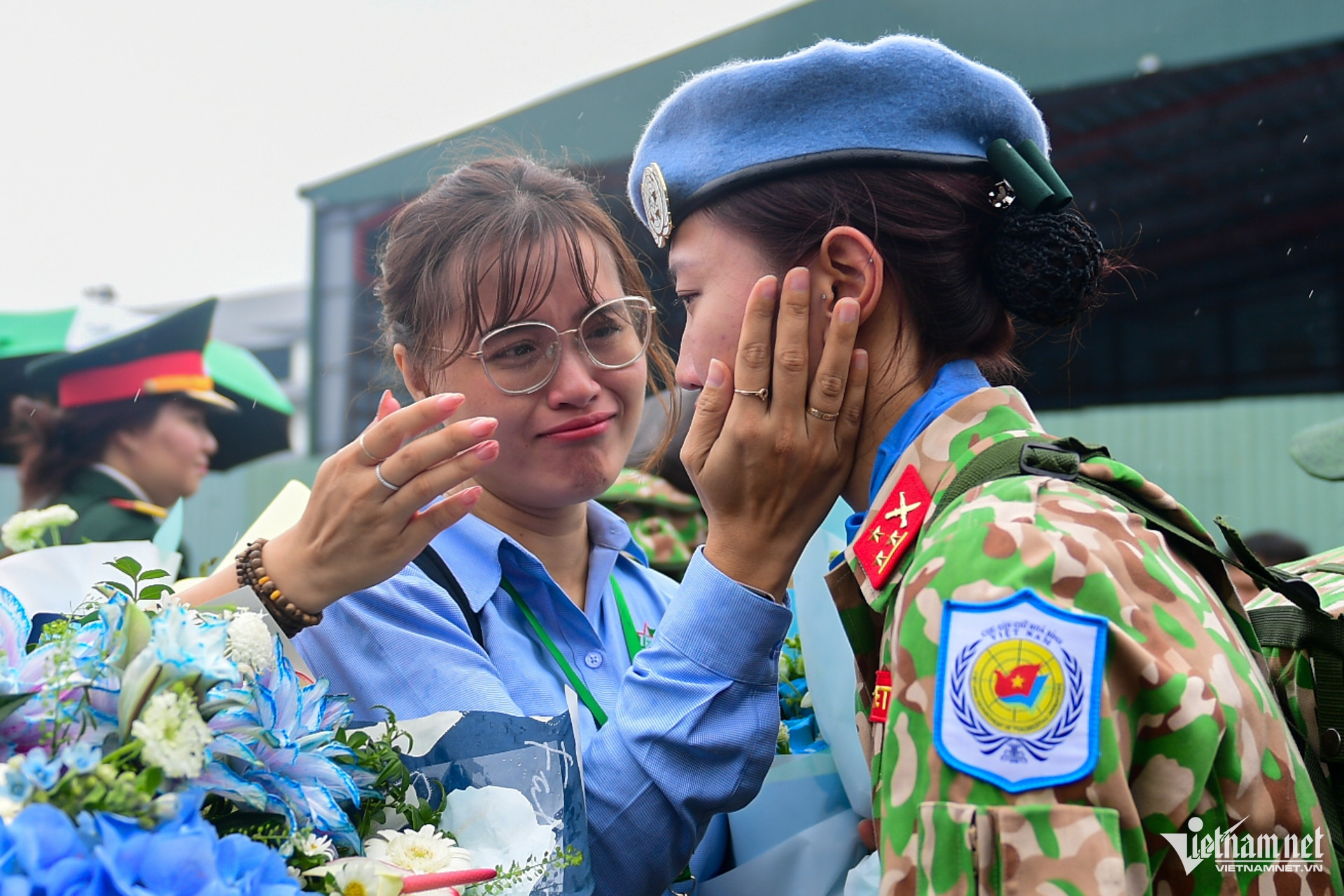 W-zelený baret nguyen odstín 20.jpg