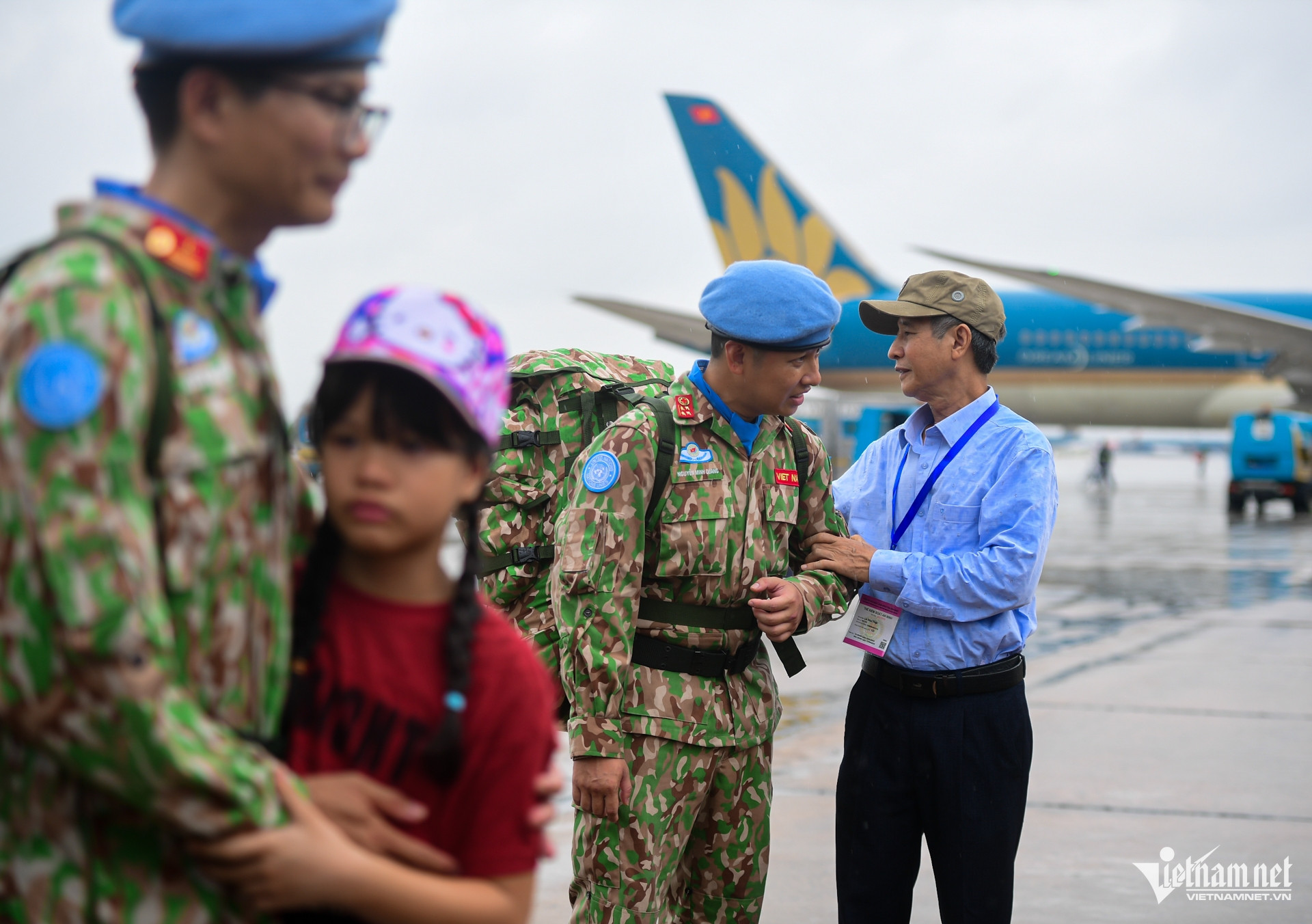 W-zelený baret nguyen odstín 24.jpg